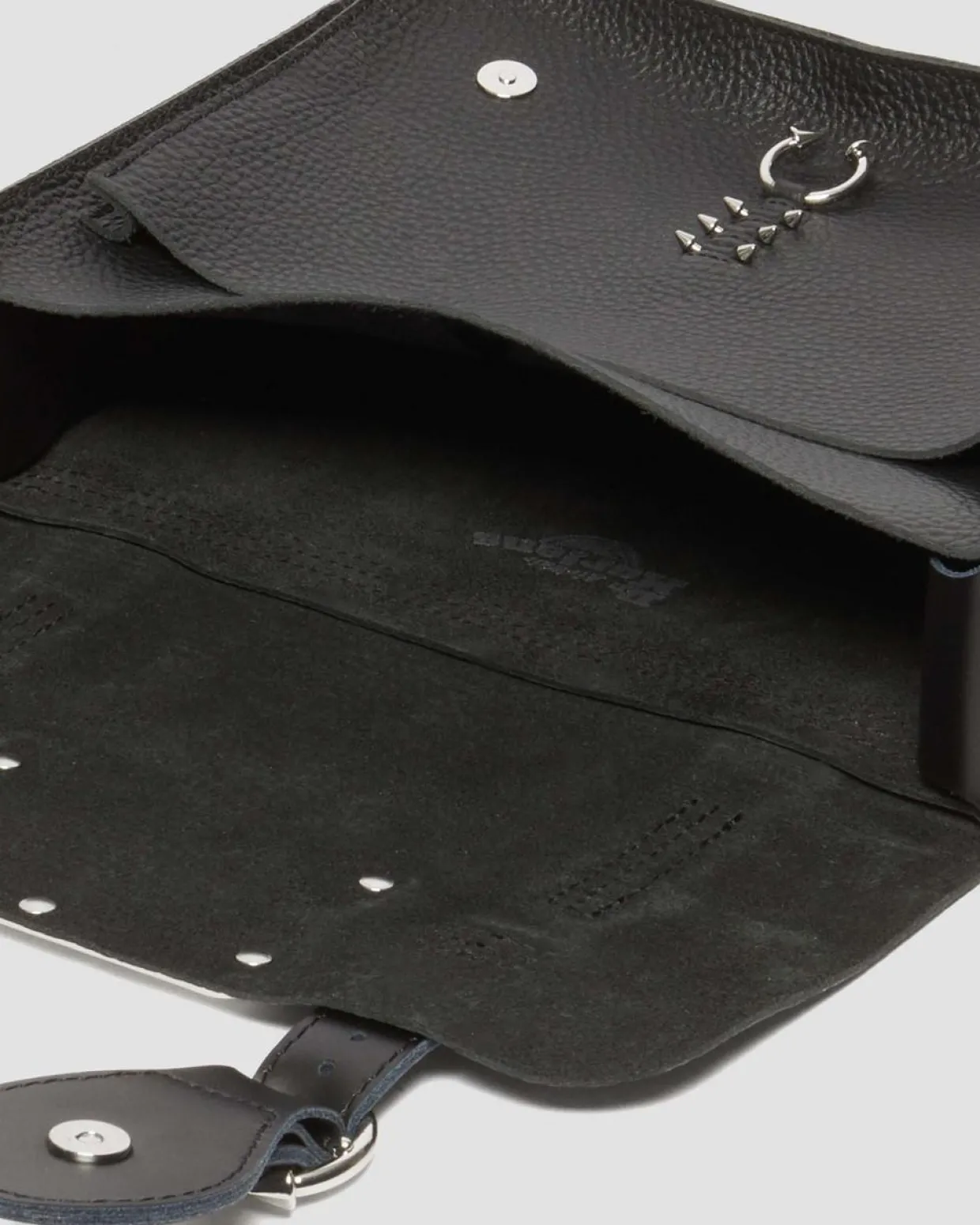 Dr. Martens Sac Bandoulière Piercing En Cuir 28 Cm Black — Milled Nappa Online