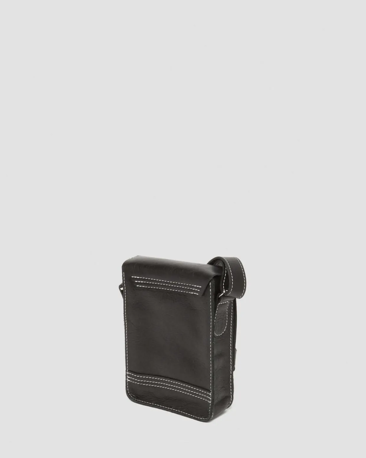 Dr. Martens Sac Bandoulière Vertical En Cuir Overdrive Noir — Overdrive Clearance