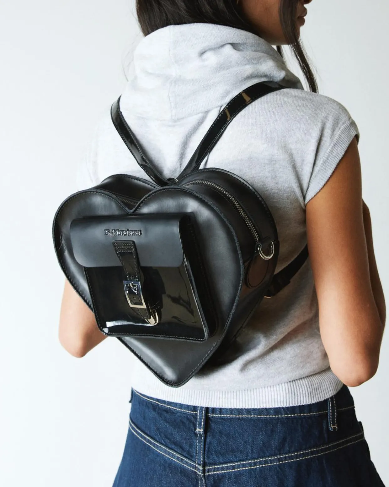 Dr. Martens Sac En Cuir En Forme De Cœur Noir — Kiev Best Sale
