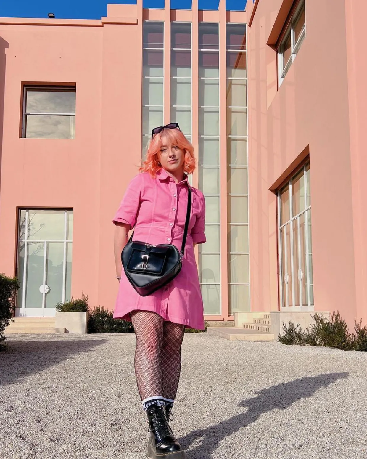 Dr. Martens Sac En Cuir En Forme De Cœur Noir — Kiev Best Sale