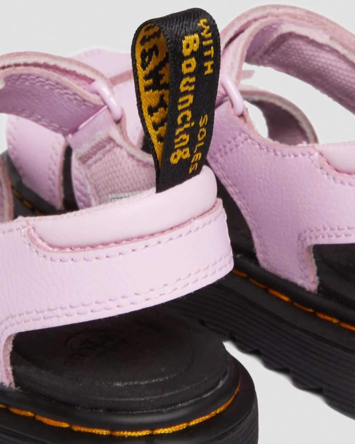 Dr. Martens Sandales Klaire En Cuir Athena à Brides Velcro Junior Rose clair — Athena Best