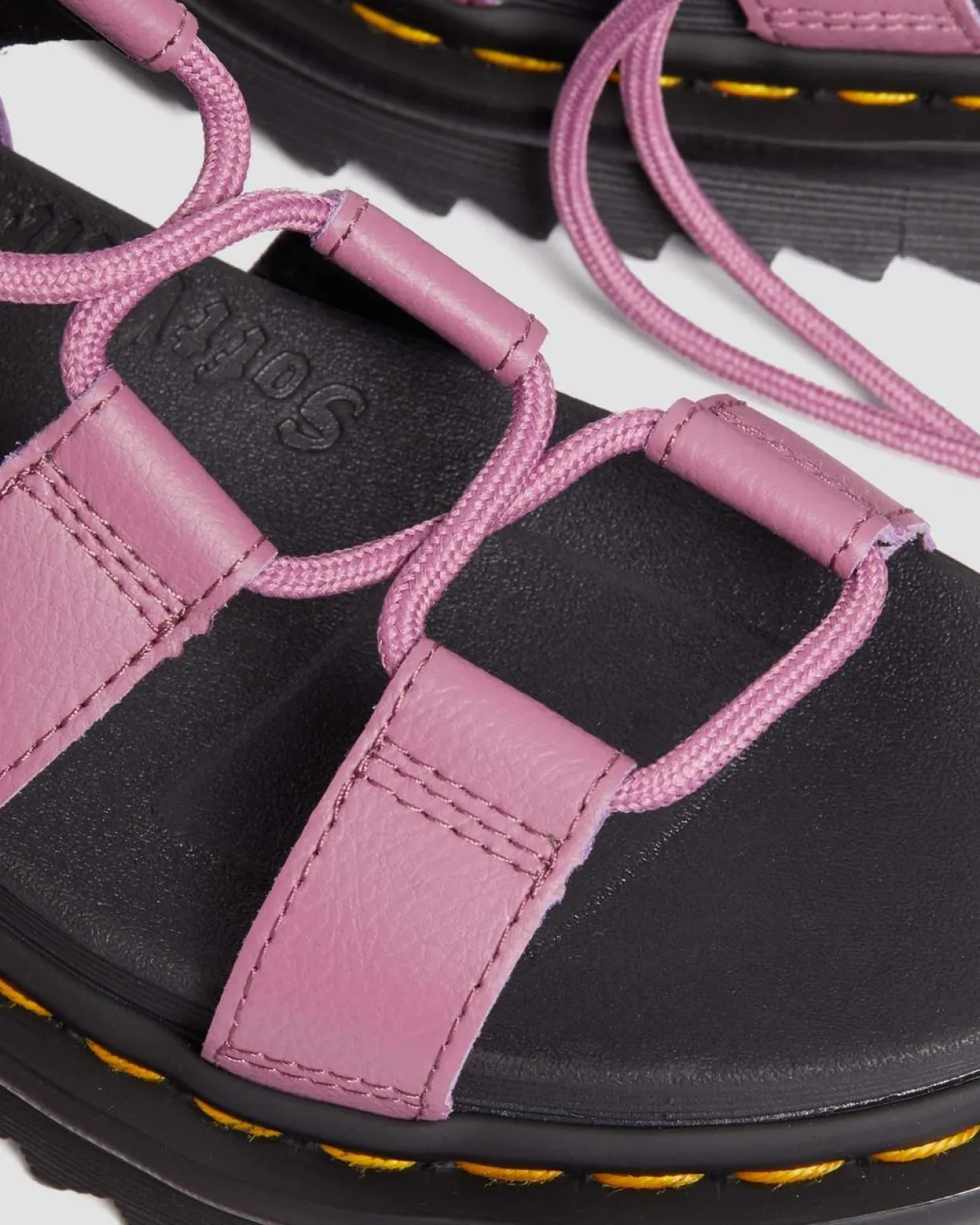 Dr. Martens Sandales Nartilla En Cuir Muted Purple — Athena Clearance