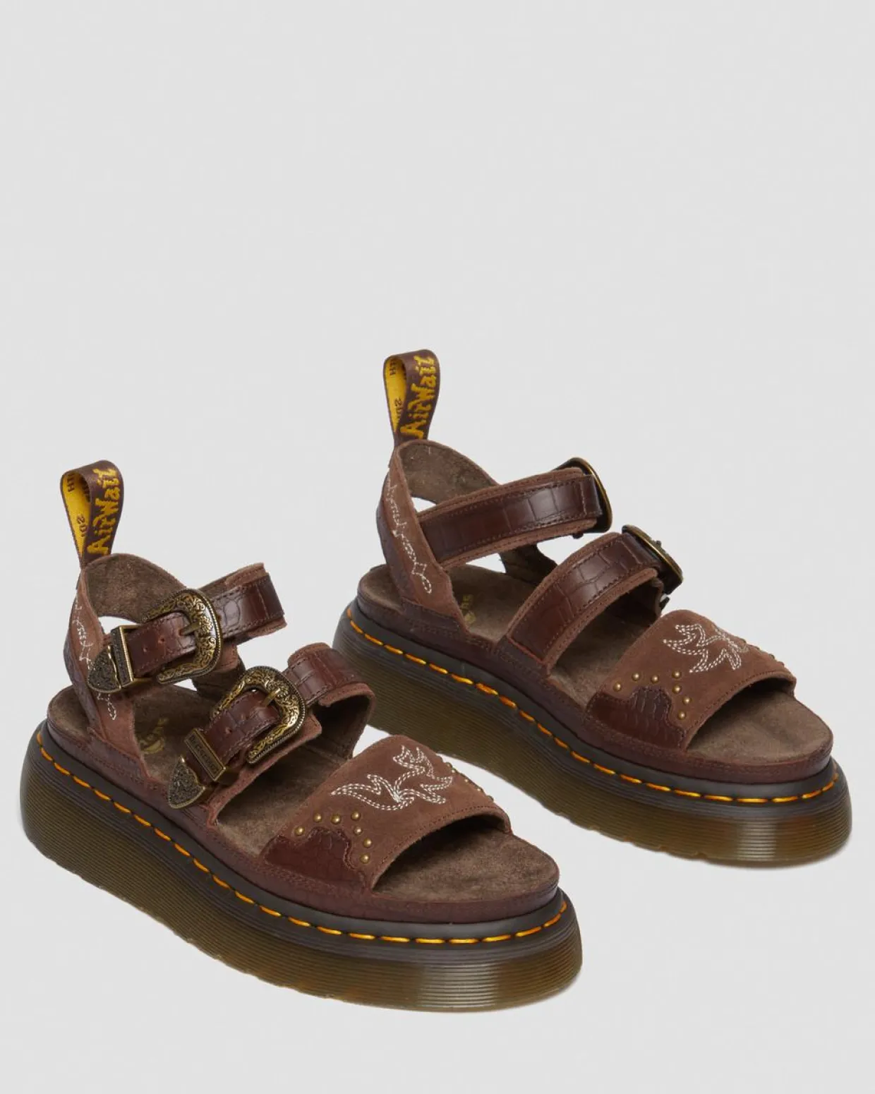 Dr. Martens Sandales Plateformes Gryphon Gothic Americana En Cuir Dark Brown — Classic Pull Up Reptile Emboss+ E.H.Suede Sale