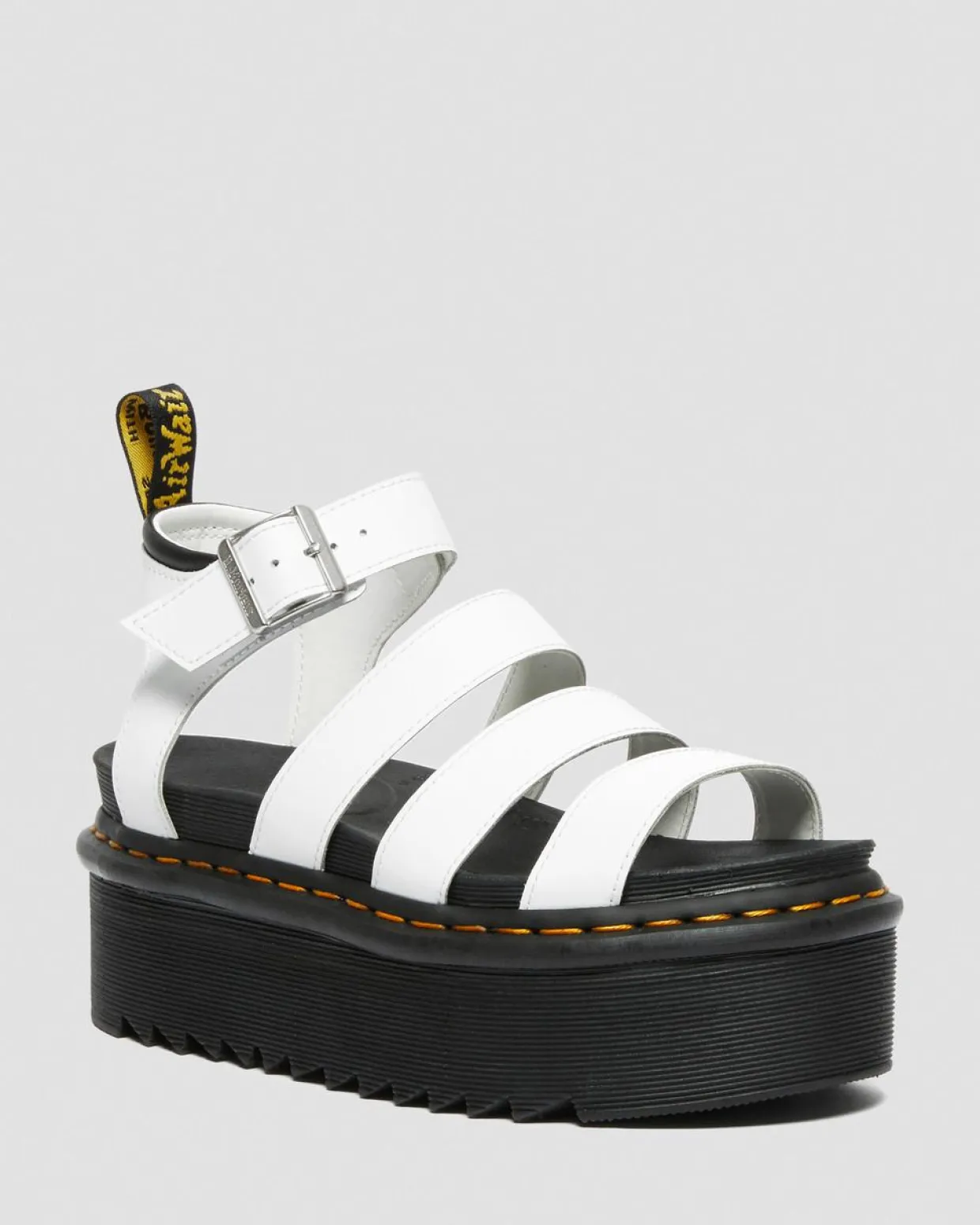Dr. Martens Sandales Plateformes Quad Blaire En Cuir Hydro Blanc — Hydro Leather Flash Sale
