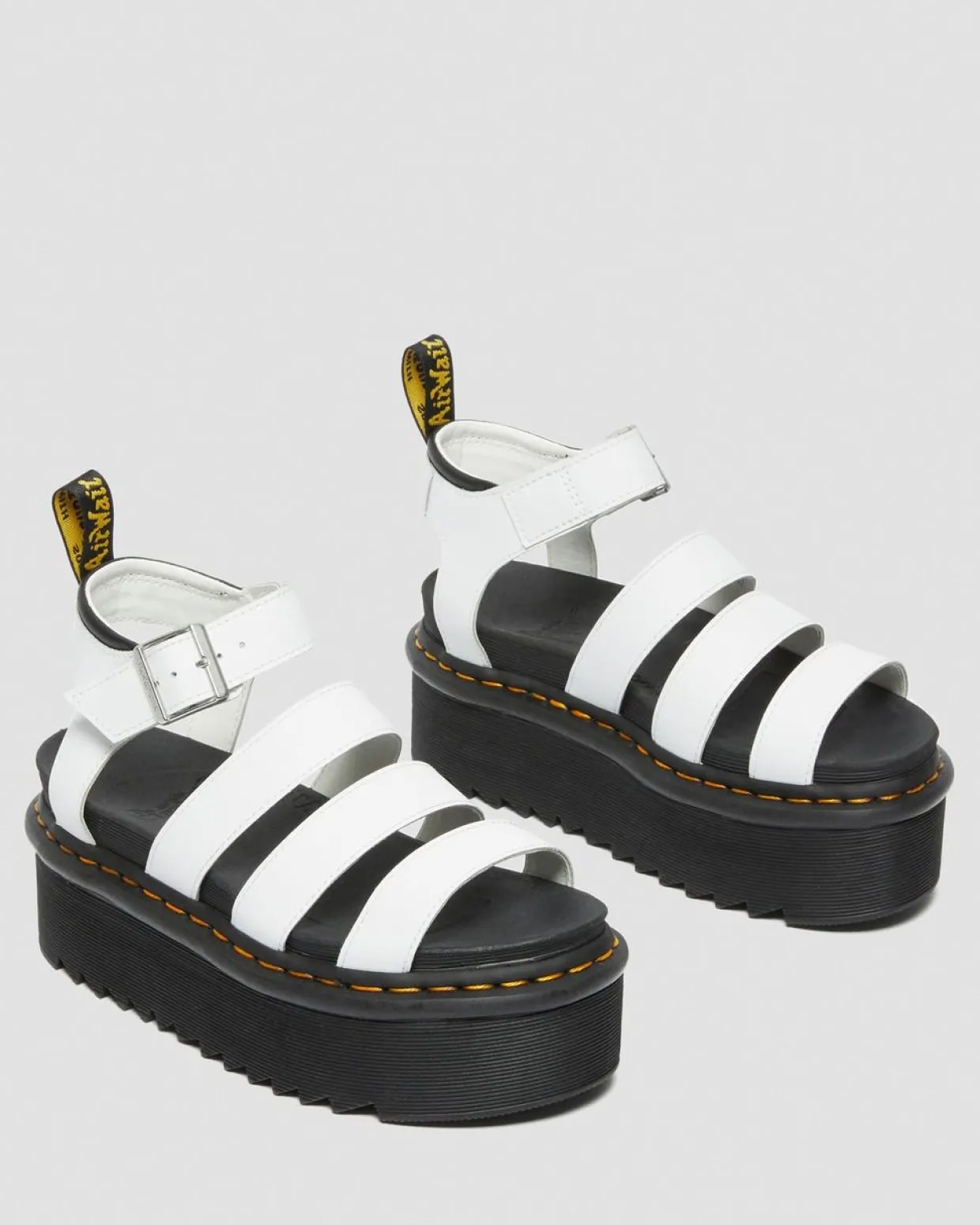 Dr. Martens Sandales Plateformes Quad Blaire En Cuir Hydro Blanc — Hydro Leather Flash Sale