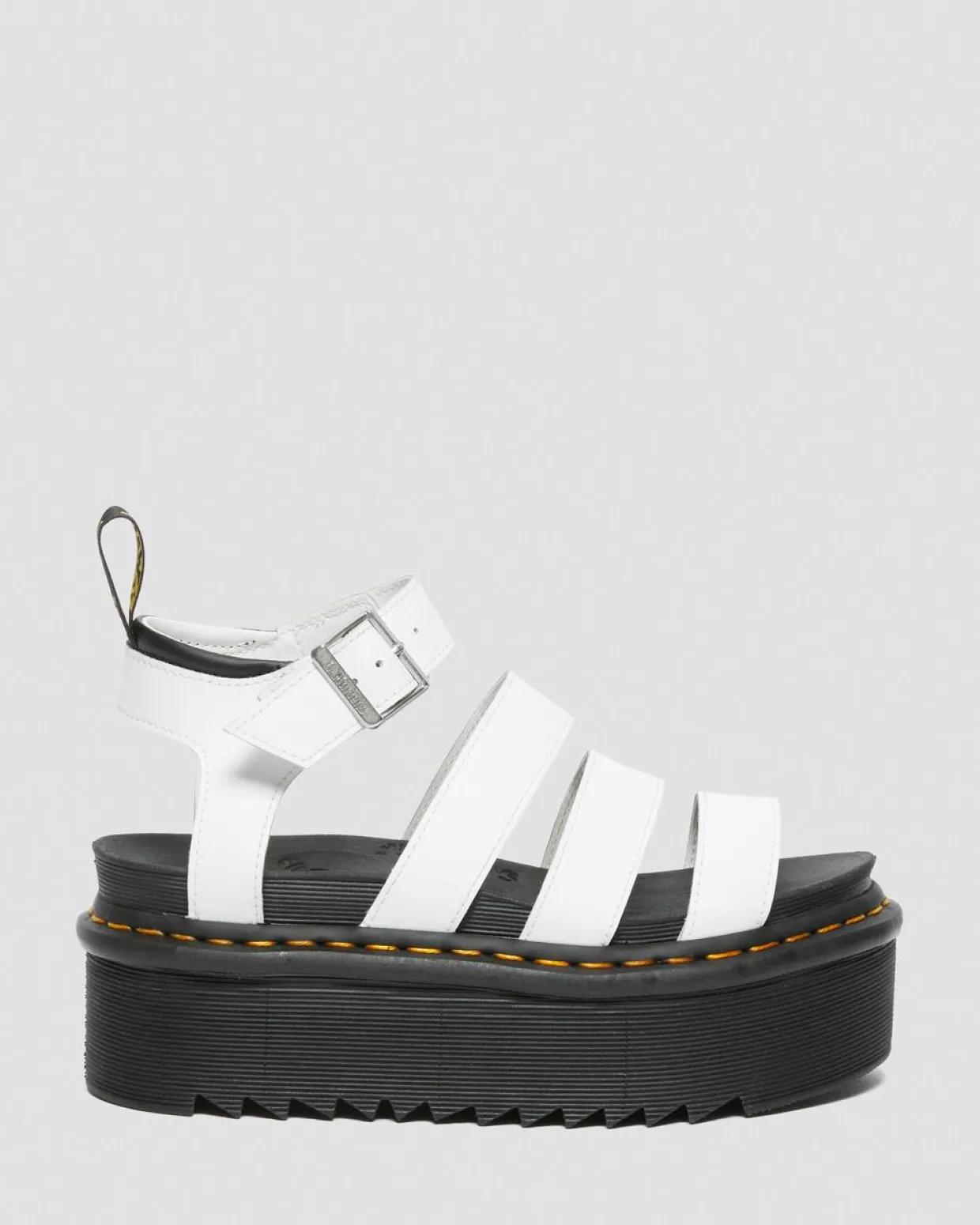 Dr. Martens Sandales Plateformes Quad Blaire En Cuir Hydro Blanc — Hydro Leather Flash Sale