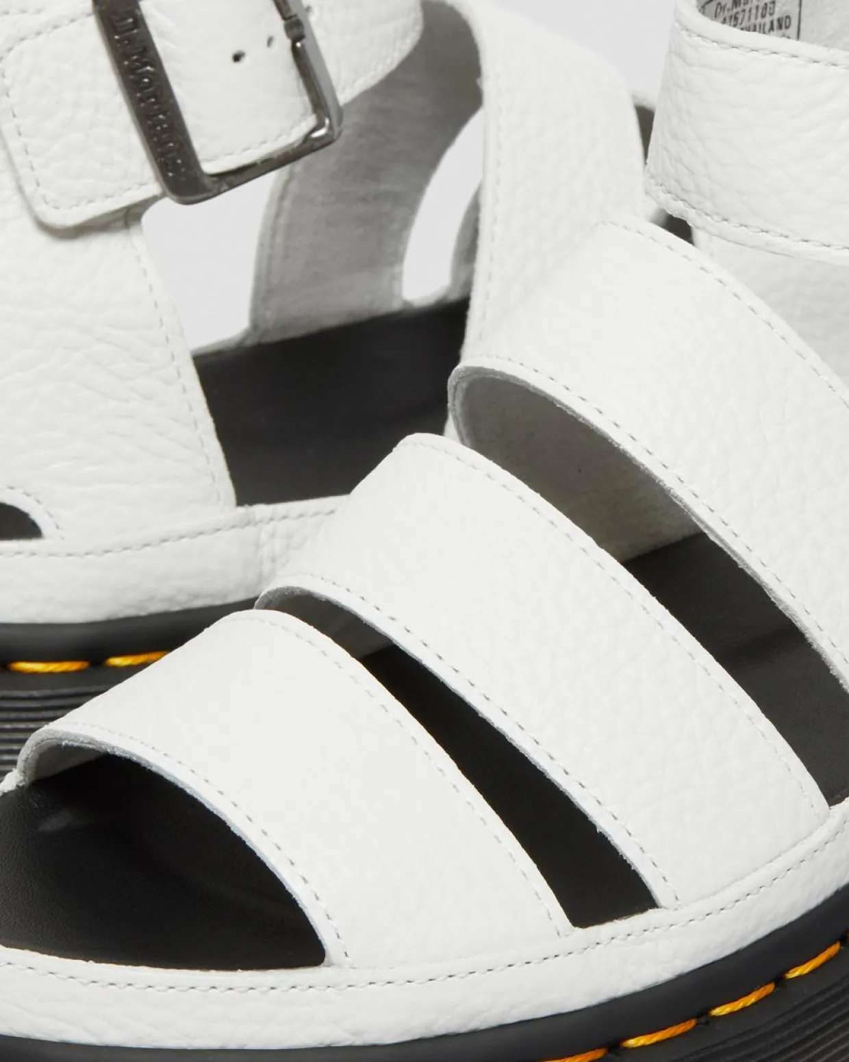 Dr. Martens Sandales Plateformes Quad Clarissa II En Cuir Milled Nappa Blanc — Milled Nappa Shop