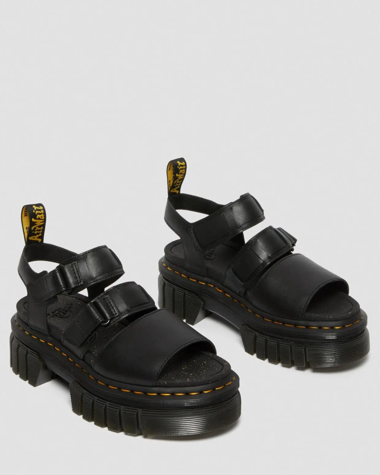 Dr. Martens Sandales Plateformes Ricki En Cuir Nappa Lux à 3 Brides Noir — Nappa Lux Fashion