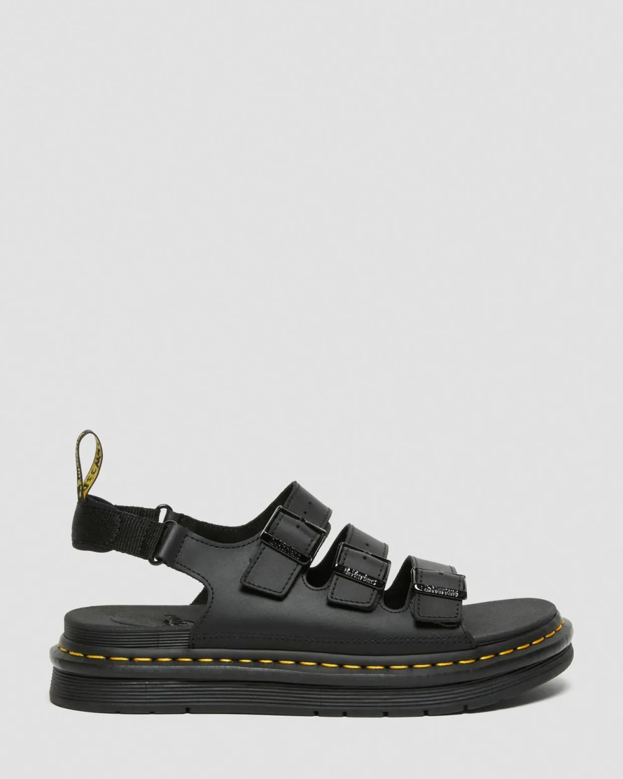 Dr. Martens Sandales Soloman En Cuir Hydro à Brides Noir — Hydro Leather Flash Sale